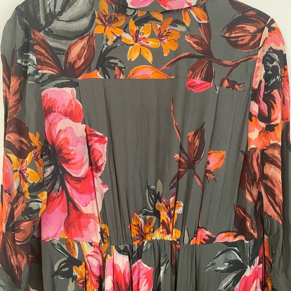 Soft Surroundings Provencia Green Floral Dress Handkerchief Hem Size PL - Picture 4 of 12